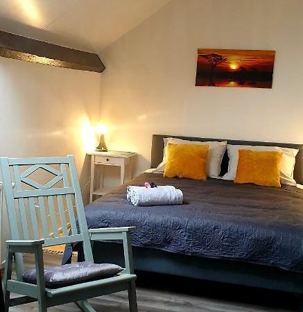 Uroczy Apartament I Bezplatny Parking Na Miejscu แคร์คาเดอ ภายนอก รูปภาพ